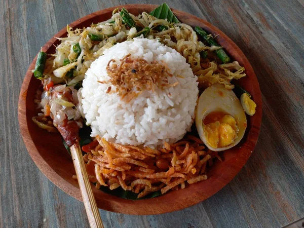 Nasi Campur Bali Popular Balinese Meal Rice Twisted Satay Piece — Stock Photo, Image