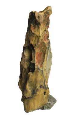 Dikey pürüzlü ejderha taşı yüzeyi engebeli beyaz bir zemin üzerinde izole edilmiş su kaplaması ve süsleme için kırpma yolu ile