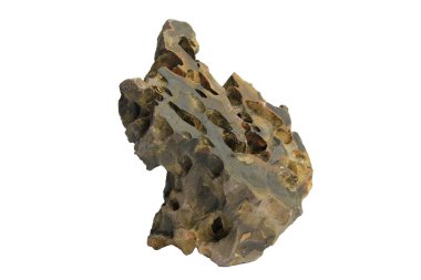 Çukur dokuları ve doğal oluşumu olan eşsiz küçük ejderha taşı kesme yolu olan beyaz bir arka planda izole edilmiş.