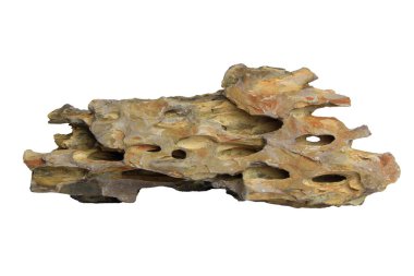 Düz ejderha taşı levhası. Derin oyukları ve beyaz arka planda izole edilmiş sıcak toprak renkleri var. İçerilen kırpma yolu