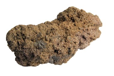 Çukur yüzeyi ve düzensiz şekli olan volkanik lav kayaları kesme yolu olan beyaz bir arkaplanda izole edilmiş.