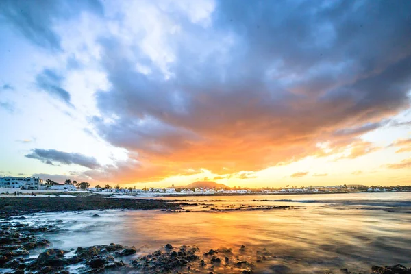 Sunset Playa Vista Lobos Long Exposure Sea Lava Beach Corralejo — Stock Photo, Image