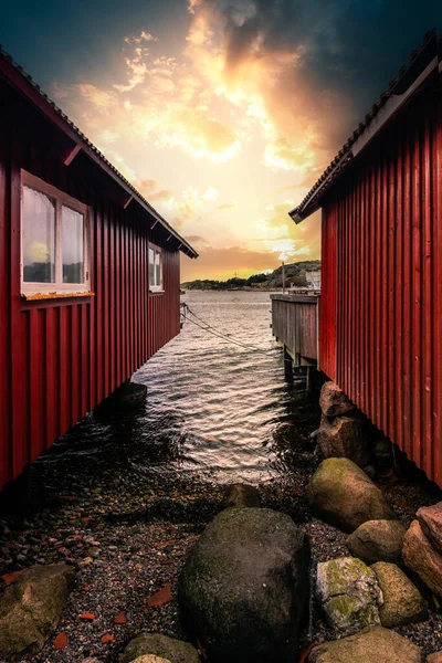 Beautiful Little Typical Red Swedish House Long Exposure Directly Sea — Stock Photo, Image