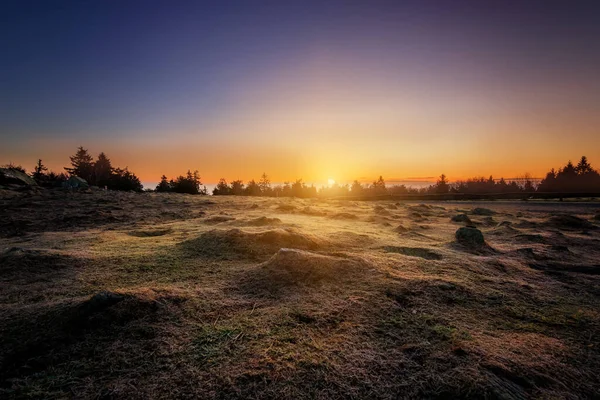 Schöne Sicht Auf Den Sonnenuntergang Inmitten Der Natur Von Einem — Stockfoto