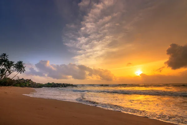Sri Lanka Junto Mar Hermosas Puestas Sol Junto Mar Son — Foto de Stock