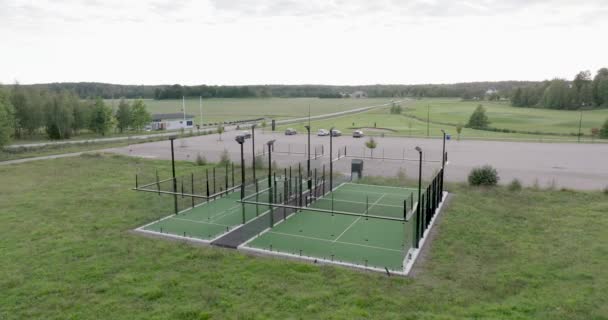 Paddle Γήπεδο Τένις Έξω Καλοκαίρι Στη Σουηδία Υψηλής Ποιότητας Πλάνα — Αρχείο Βίντεο