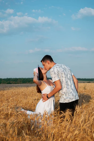 stock image Summer. Love in the wheat field.