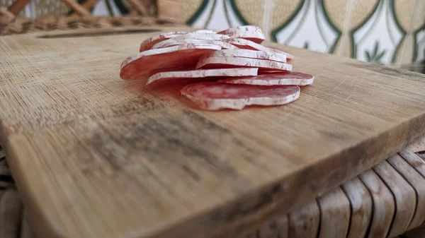 Producto Cárnico Curado Seco Elaborado Con Carne Cerdo Con Especias —  Fotos de Stock
