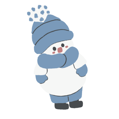 Mavi şapkalı ve eşarplı sevimli kardan adamı izole et..