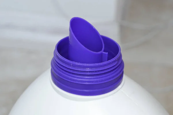White Powder Bottle Cap — Stock Photo, Image