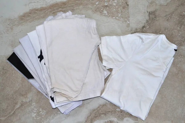 Shirts Brancas Jazem Telha — Fotografia de Stock