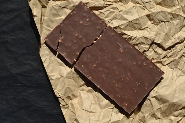 Barras Chocolate Encuentran Papel Marrón — Foto de Stock
