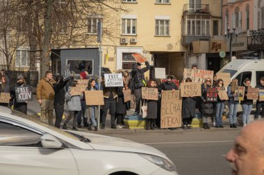 Kyiv, Ukrayna. 3 Mart 2024 'te birçok insan, iki yıldır Rusya' da tutsak olan 