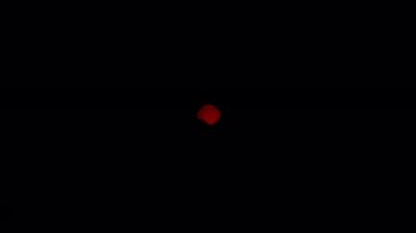 4K 'da alfa arkaplanda kan damlaları izole edildi.