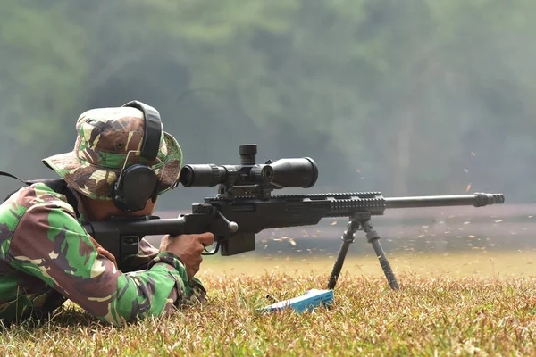 Jakarta Indonesia Juni 2018 Prajurit Membidik Target Senjata Spr Bagian — Stok Foto