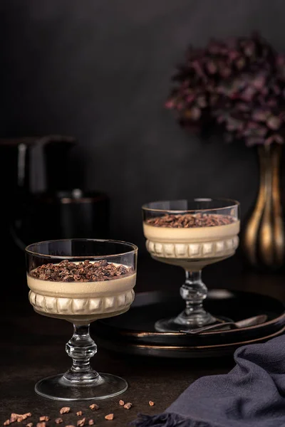 Matfoto Dessert Mousse Panna Cotta Grädde Pudding Choklad Spetsar — Stockfoto