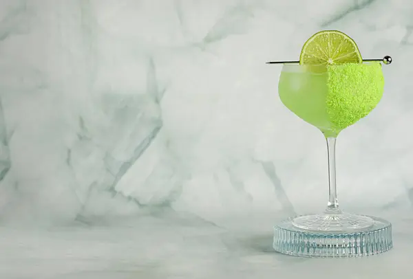 Blankofotos Von Cocktails Mojito Rum Gin Tonic Limette Obst Soda Stockbild
