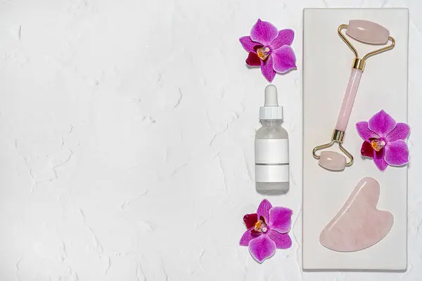 Gül kuvars gua sha ve yüz silindiri, yaşlanma karşıtı masaj, yüz gerdirme, yüz gerdirme, hyaluronik asit, nemlendirici, losyon, temizlik yağı, cilt bakımı