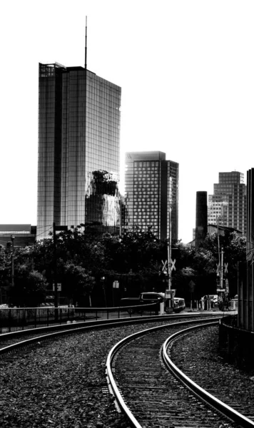 Schöne Skyline Der Stadt Austin Schwarz Weiß Mit Bahngleisen — Stockfoto