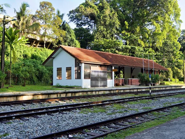 Singapur - 17 Haziran 2023: Demiryolu Koridorundaki Bukit Timah Tren İstasyonu