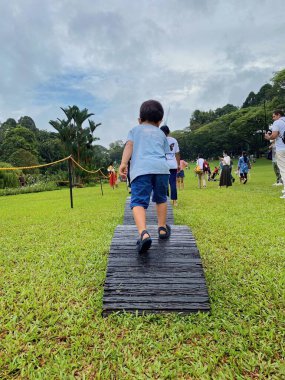 Singapur - 18 Ocak 2023: Istana 'da halk için eğlenceli bir gün