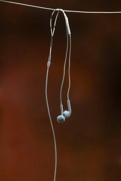 Asılı Bir Kulaklığın Portresi — Stok fotoğraf