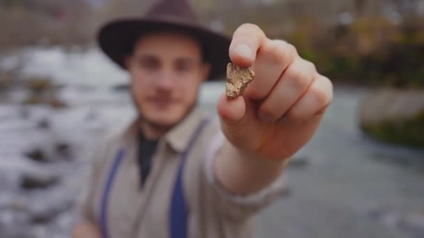Corrida Ouro Mineração Ouro Escavador Mineração Ouro Livre Encontrando Ouro — Vídeo de Stock