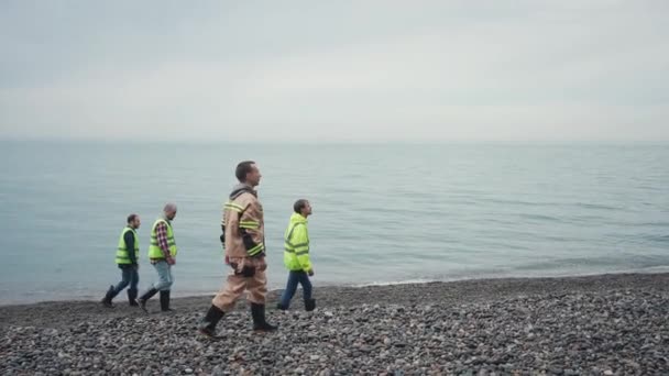 失踪人员和搜寻失踪或丢失的人灾害的受害者淹死人 — 图库视频影像