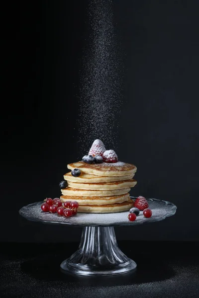 Stack Fresh Pancakes Glass Stand — Stock Photo, Image