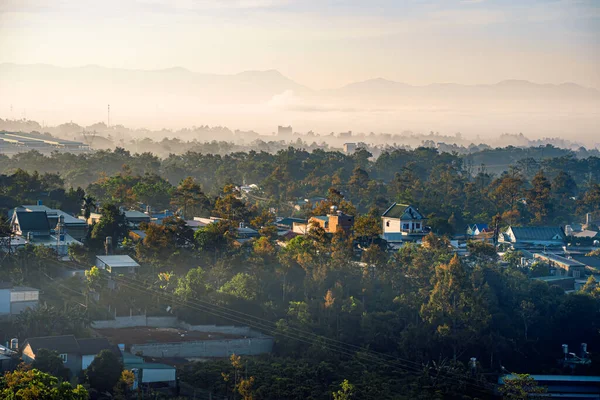 Sabahları Dağlar Yazın Çok Güzel Doğal Bir Manzara Bao Loc — Stok fotoğraf