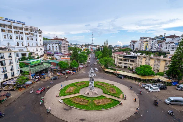 stock image Da Lat, Viet Nam - 3 June 2023: View from Da Lat Market in the morning, Traffic Center Landmark in Da Lat city, Da Lat is one of the tourist and entertainment cities in Vietnam