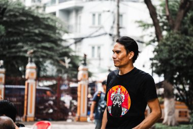 Ho Chi Minh Şehri, Vietnam - 19 Ağustos 2023: Vietnamlı sanatçılar Binh Thanh Bölgesi, Ho Chi Minh Şehri, Vietnam 'daki gösteri için klasik opera sahneledi