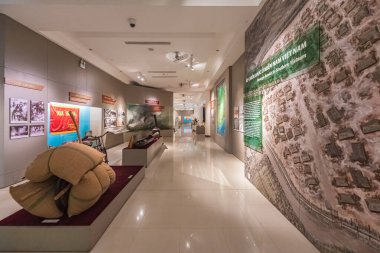 Vung Tau, Vietnam 4 Mayıs 2024: Ba Ria Vung Tau Müzesi 'nin savaş zamanı silah sergi alanı. Vung Tau, Vietnam 'ın en ünlü turistik şehirlerinden biridir. Seyahat kavramı