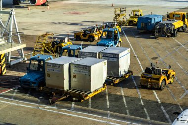 Ho Chi Minh City, Viet Nam - 13 Haziran 2024 Tan Son Nhat Uluslararası Havaalanı 'nda Vietjet uçağı