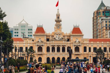 Ho Chi Minh şehri, Vietnam - 15 Aralık 2024 Ho Chi Minh Belediye Binası veya Saigon Belediye Binası veya Komite Genel Merkezi Ho Chi Minh şehrinde bulunan bir Fransız sömürge tarzı binadır. Seyahat kavramı.