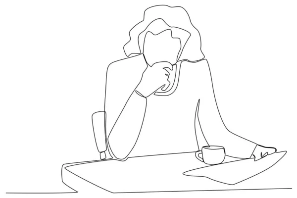一个带着一杯咖啡在桌边工作的女人咖啡店活动一线图 — 图库矢量图片