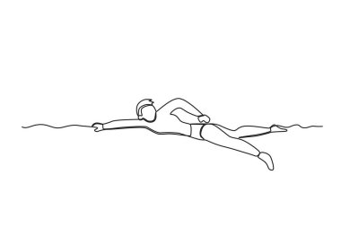 Sahilde yüzmeyi öğrenen bir kız. Sahilde tek sıra halinde yüzmek.