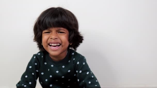 Cute Little Girl Tears Running Her Face She Sitting Floor — Stock Video