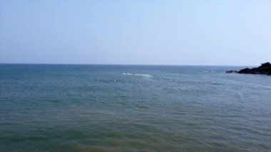 Bu video Drone View sürat teknesinin balon kanepesini çekmesiyle ilgili.