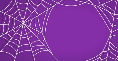 Cadılar Bayramı afişi. Menekşe arkaplanda beyaz örümcek ağının vektör illüstrasyonu