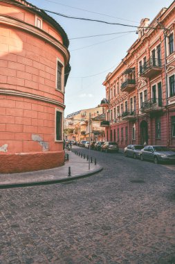 Odessa, deniz, kuşlar, karabatak, martı, deniz kızı, köpek, sokak, kedi, kedi, köpek, köpek, hırsızlar, Ukrayna, sahil, Odessa sokakları, sokak fotoğrafı, bar, bardak, liman, kum, kız, oğlan ve kız, kız bir barda.