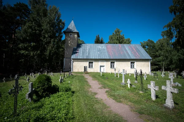 마을의 교회입니다 목부용 — 스톡 사진