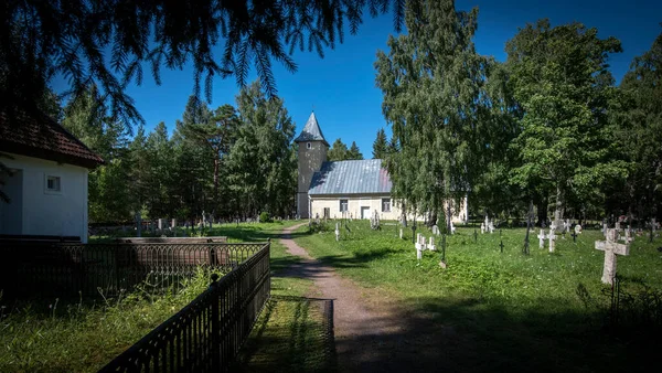 마을의 교회입니다 목부용 — 스톡 사진