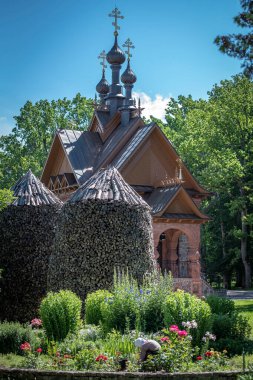 Kutsal Bakire Meryem 'in Yatakhanesi Stavropigian Manastırı. Kureme, Estonya