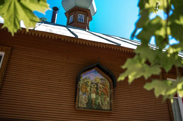 Kutsal Bakire Meryem 'in Yatakhanesi Stavropigian Manastırı. Kureme, Estonya