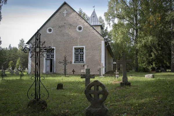 爱沙尼亚 纳戈尔诺 卡拉巴赫教堂和公墓 — 图库照片