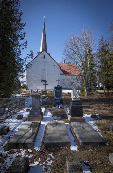 Bu ortaçağ güçlendirilmiş kilise muhtemelen 1230 'larda Tallinn şehrinin kurulmasından kısa bir süre sonra inşa edildi..