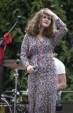 Amsterdam, Hollanda - 16 Haziran 1602 019: Amerikan bandosunun Dünya Günü için Ulusal Park 'taki konseri