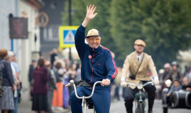 Nostalji Günleri 'nden büyüyen Vintage Weekend, 20. yüzyılda şık ve değerli olan her şeye saygılarını sunuyor. 09.09.2023