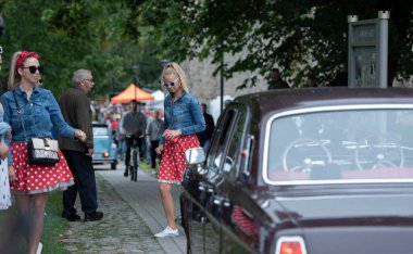 Nostalji Günleri 'nden büyüyen Vintage Weekend, 20. yüzyılda şık ve değerli olan her şeye saygılarını sunuyor. 09.09.2023